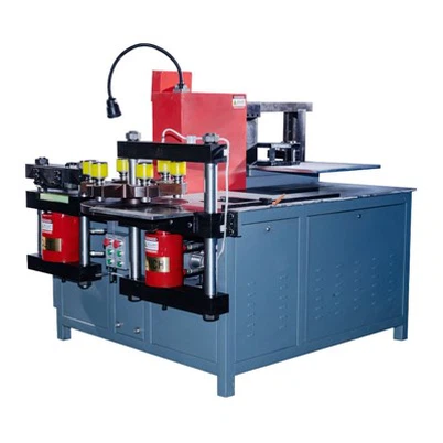 パンチング用のバスバーマシン